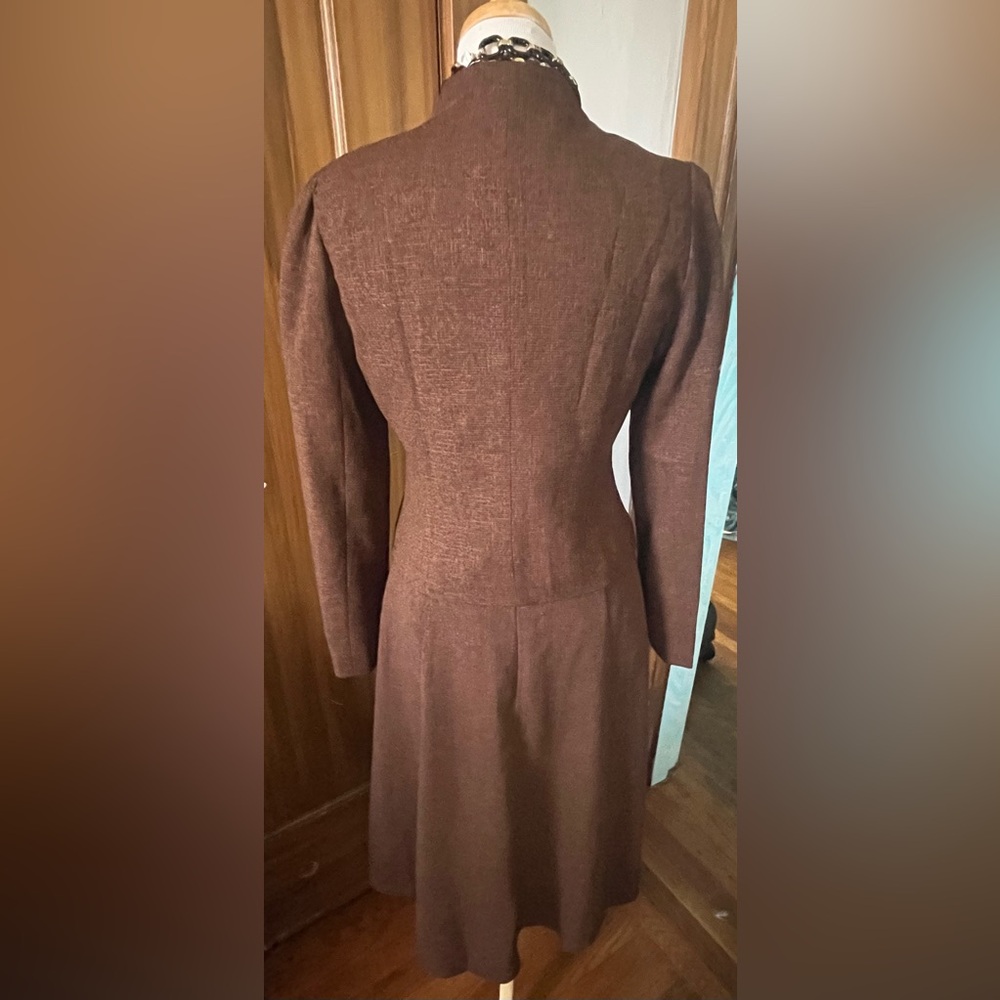 RIHOAS Brown Tweed Suit with Gold Buttons - Picture 5 of 16